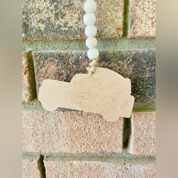 *Red Buffalo Check Truck Beaded Strand - Picture 9 of 13